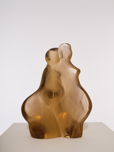 Ahuva Veloof's Lovers sculpture made from cast glass.