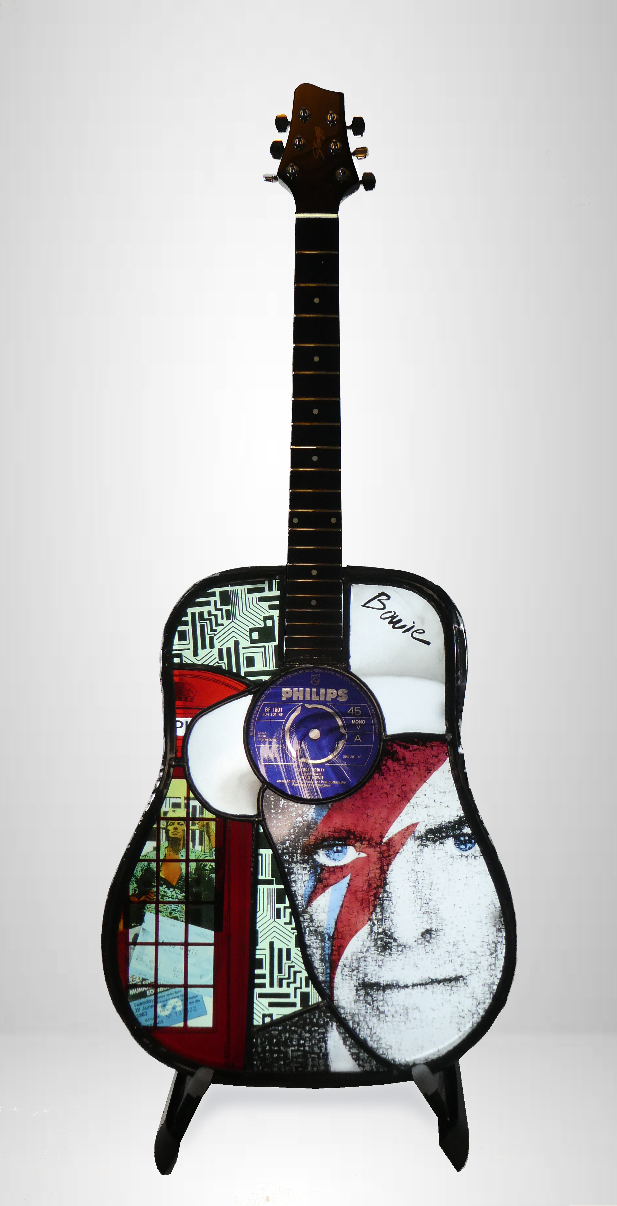 David Bowie: He Played Guitar